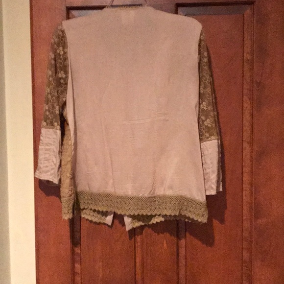 Shirt - Picture 2 of 2